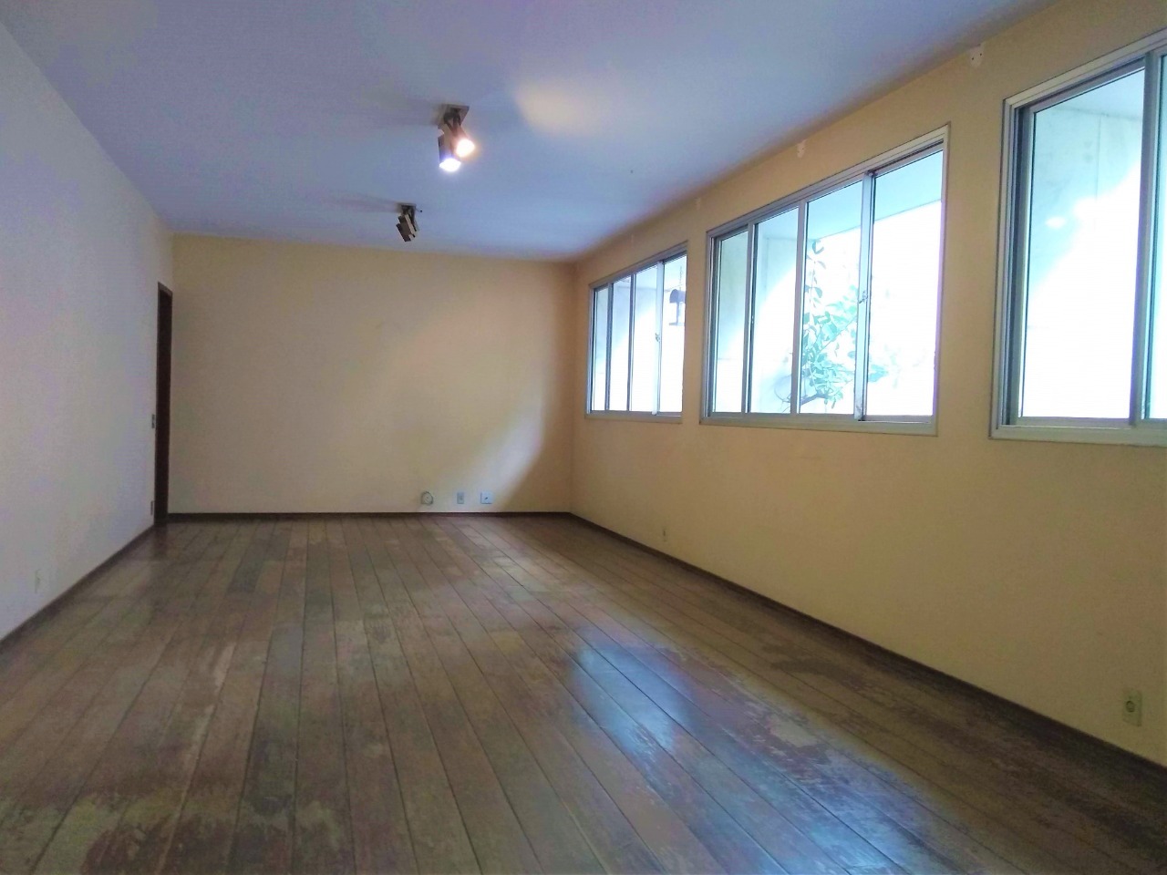 Apartamento à venda com 4 quartos, 176m² - Foto 24