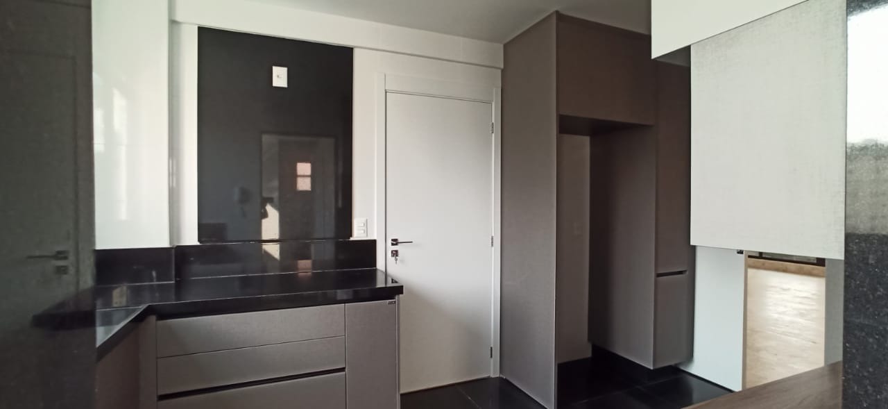 Apartamento à venda com 4 quartos, 140m² - Foto 15