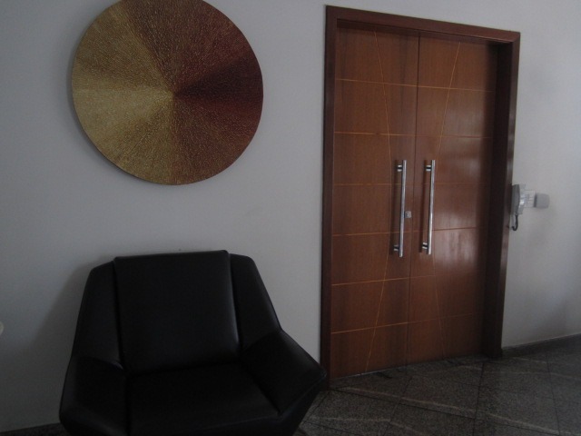 Apartamento à venda com 4 quartos, 140m² - Foto 22