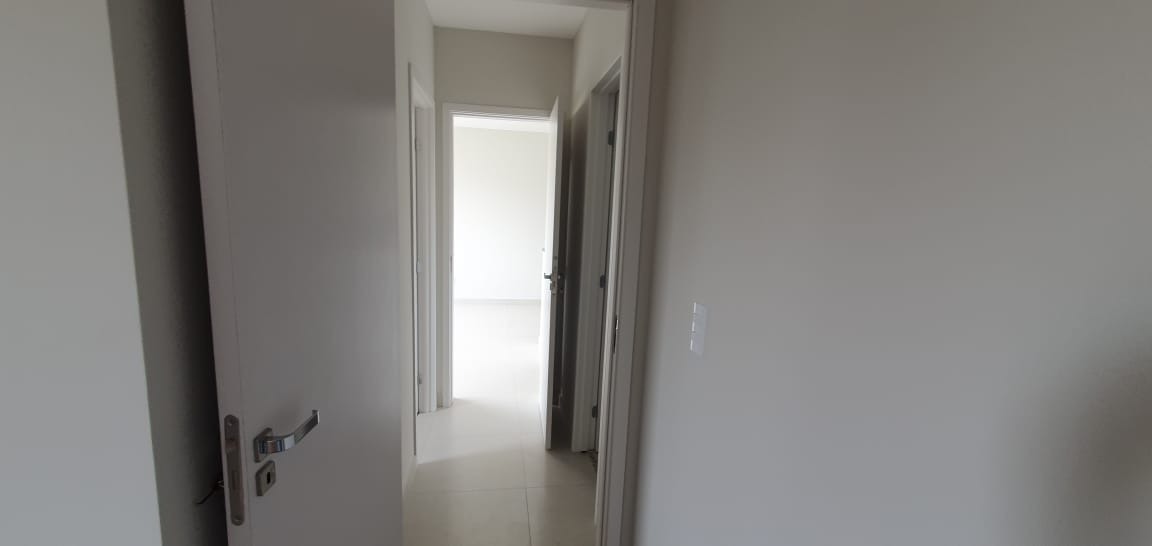 Apartamento à venda com 2 quartos, 62m² - Foto 6