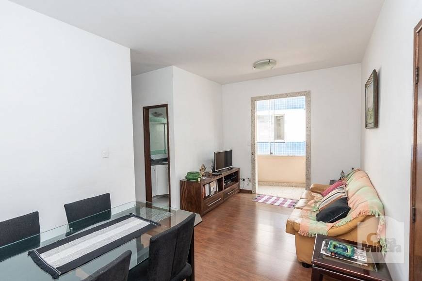 Apartamento à venda com 3 quartos, 80m² - Foto 3