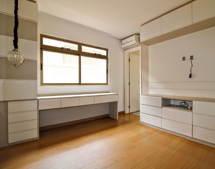 Apartamento à venda com 4 quartos, 223m² - Foto 7