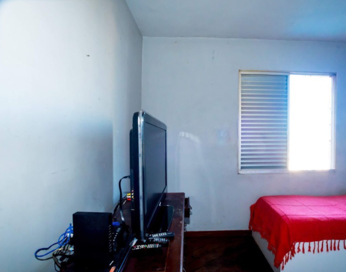 Apartamento à venda com 4 quartos, 140m² - Foto 5