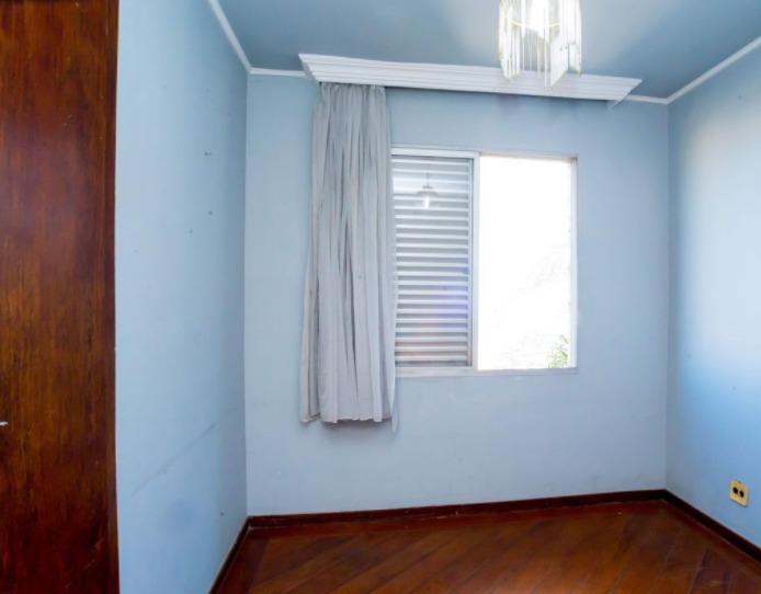 Apartamento à venda com 4 quartos, 140m² - Foto 8