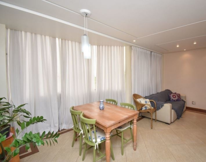 Apartamento à venda com 3 quartos, 90m² - Foto 4