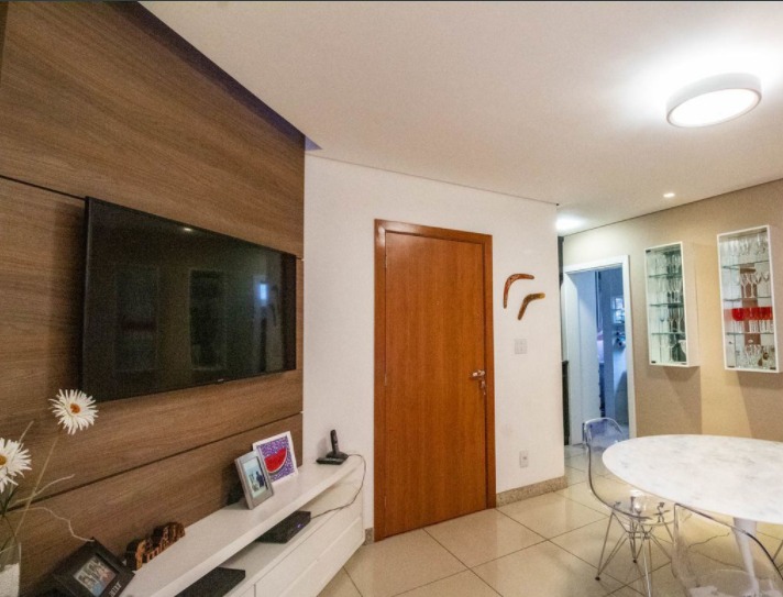 Apartamento à venda com 3 quartos, 88m² - Foto 1