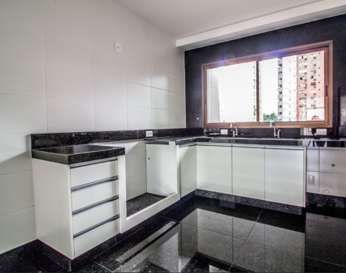 Apartamento à venda com 4 quartos, 176m² - Foto 15