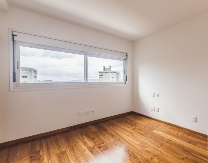 Apartamento à venda com 4 quartos, 216m² - Foto 14