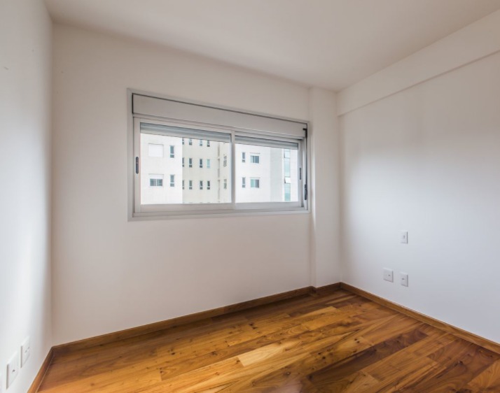 Apartamento à venda com 4 quartos, 216m² - Foto 11