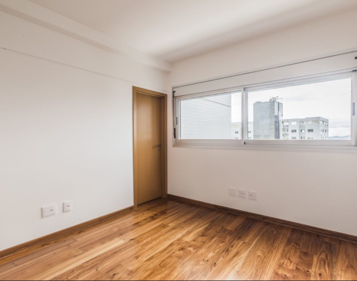 Apartamento à venda com 4 quartos, 216m² - Foto 15