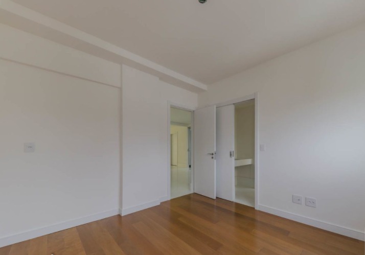 Apartamento à venda com 4 quartos, 260m² - Foto 8