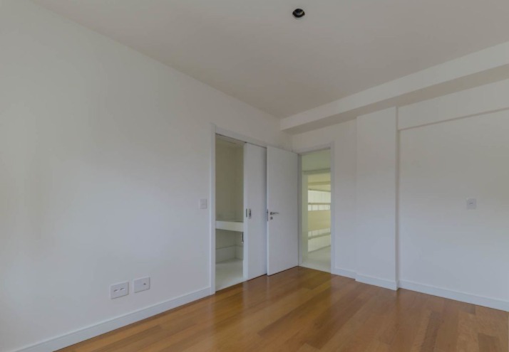 Apartamento à venda com 4 quartos, 260m² - Foto 14