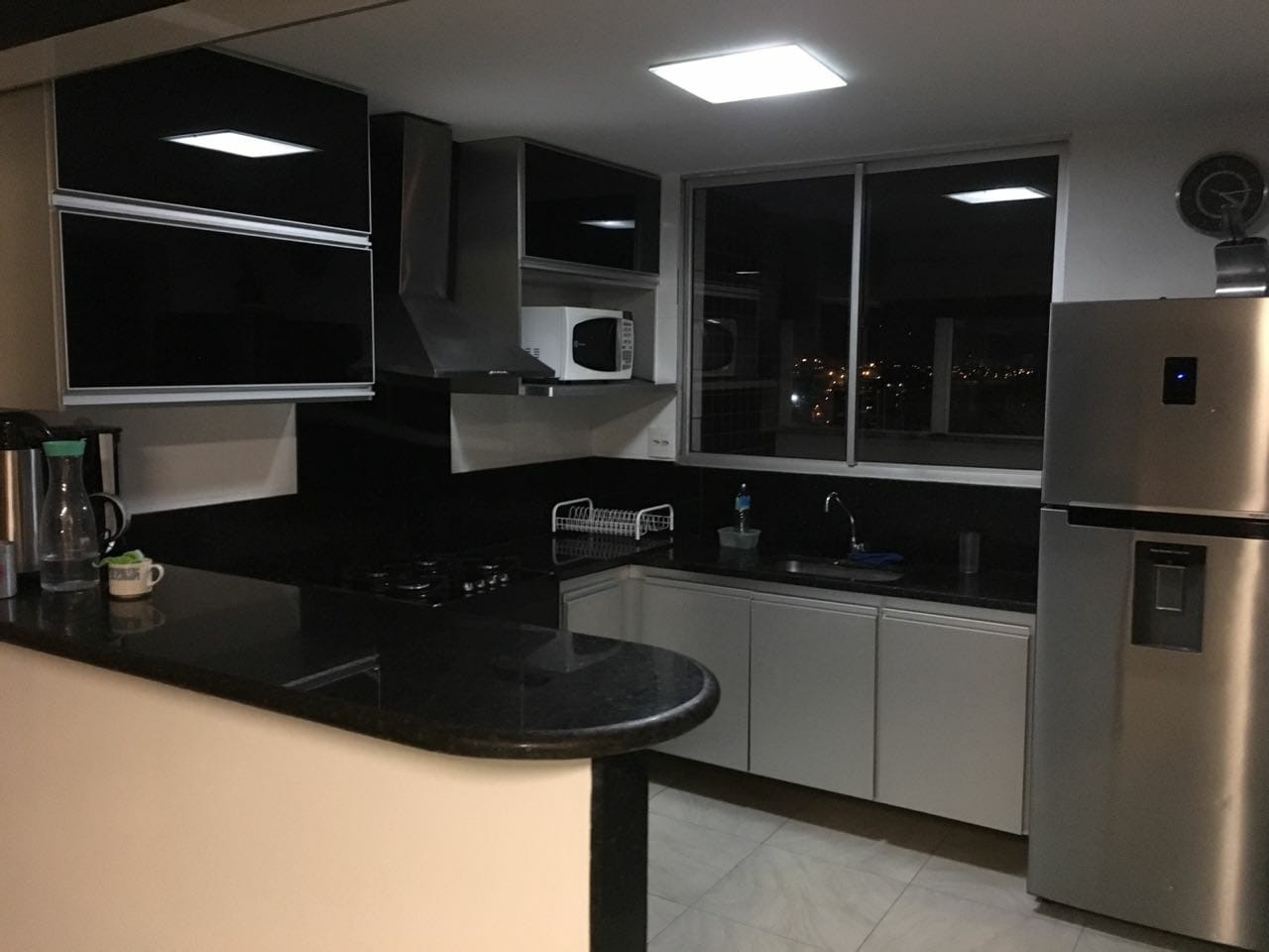 Apartamento à venda com 3 quartos, 210m² - Foto 12