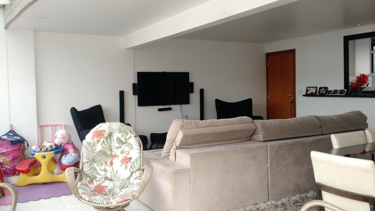 Apartamento à venda com 3 quartos, 210m² - Foto 10