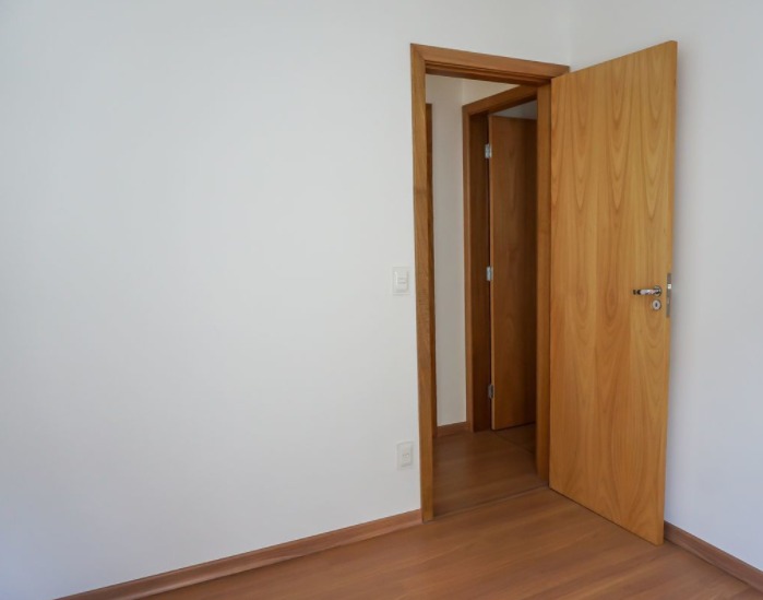 Apartamento à venda com 3 quartos, 80m² - Foto 7