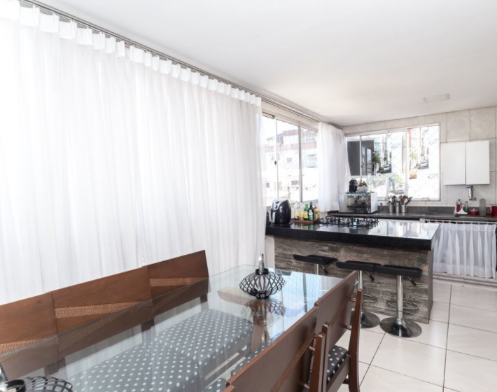 Apartamento à venda com 3 quartos, 142m² - Foto 5