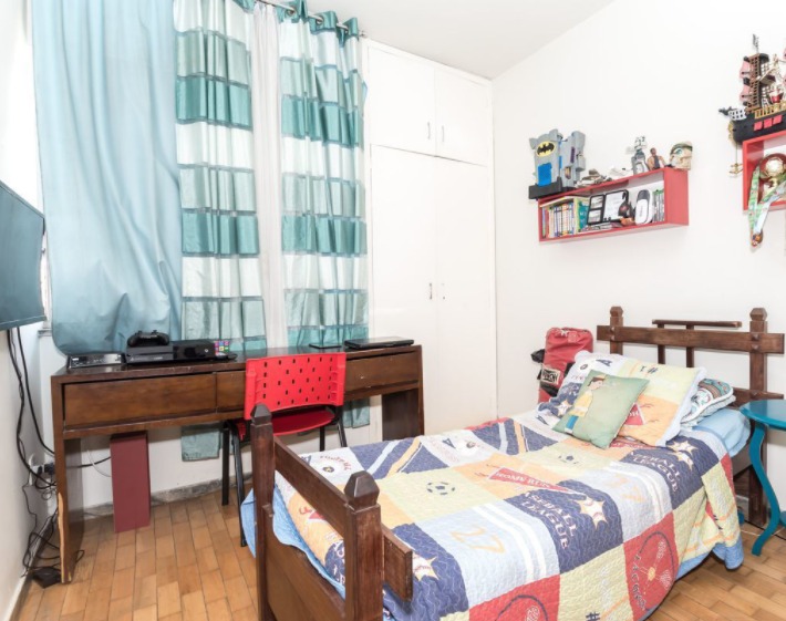 Apartamento à venda com 3 quartos, 142m² - Foto 9