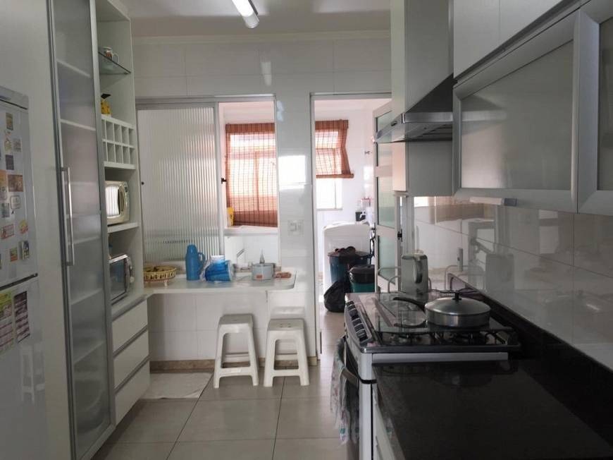 Casa à venda com 4 quartos, 248m² - Foto 13