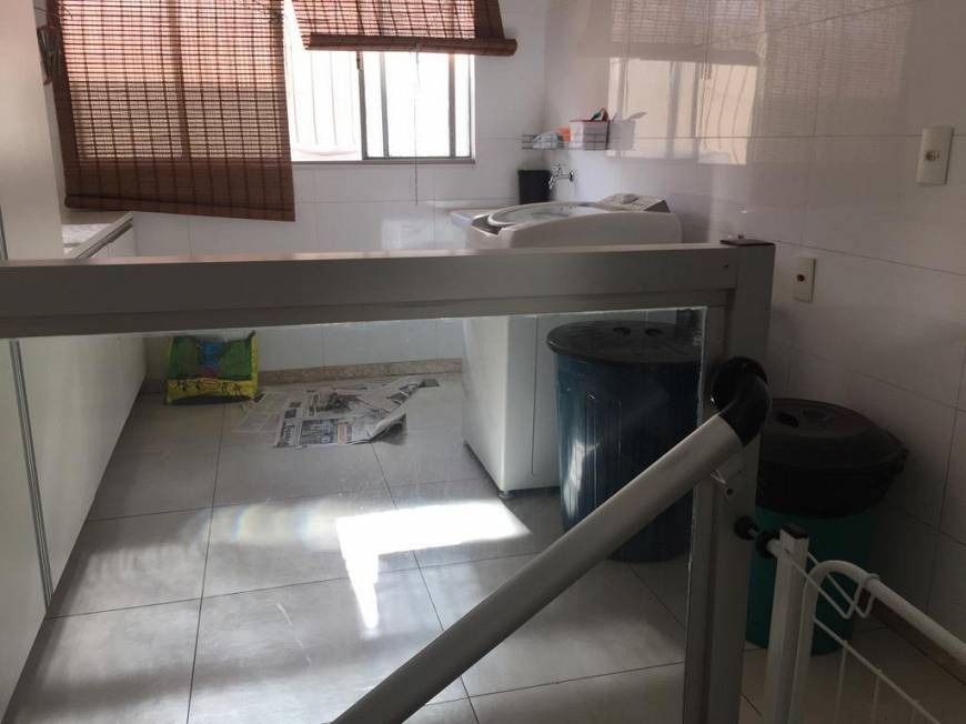 Casa à venda com 4 quartos, 248m² - Foto 18