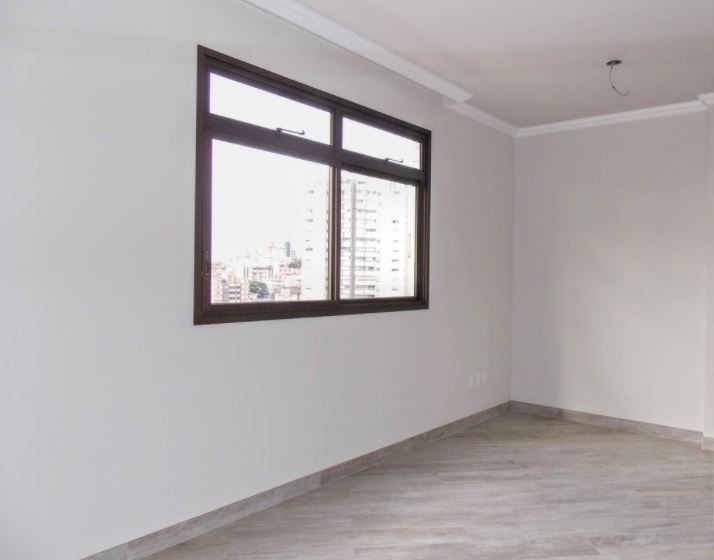 Apartamento à venda com 3 quartos, 75m² - Foto 1