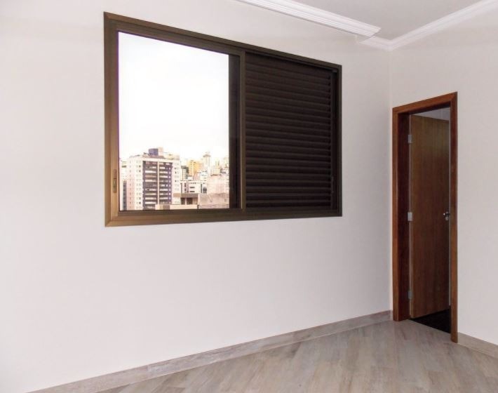 Apartamento à venda com 3 quartos, 75m² - Foto 4