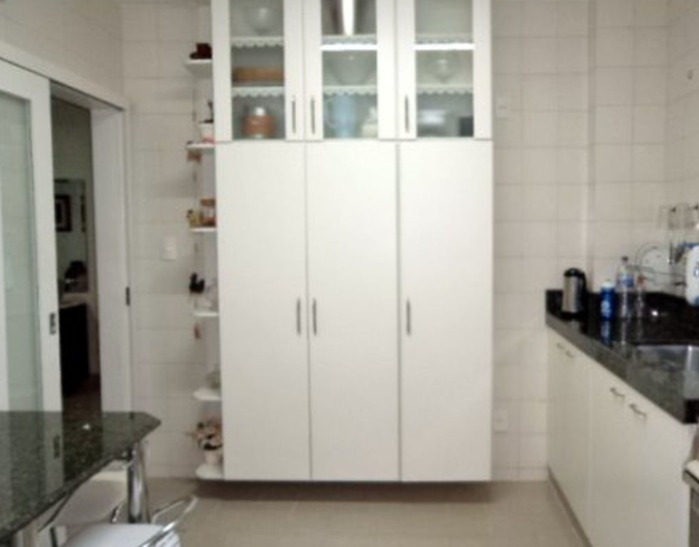 Apartamento à venda com 4 quartos, 140m² - Foto 5