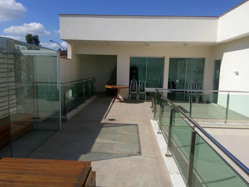 Casa à venda com 6 quartos, 330m² - Foto 24