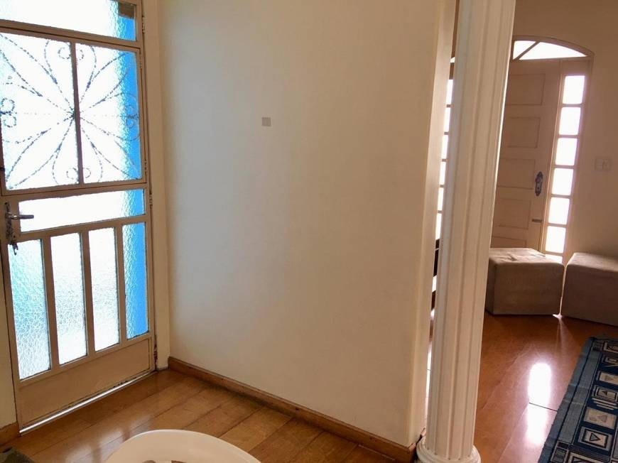 Casa à venda com 4 quartos, 200m² - Foto 5