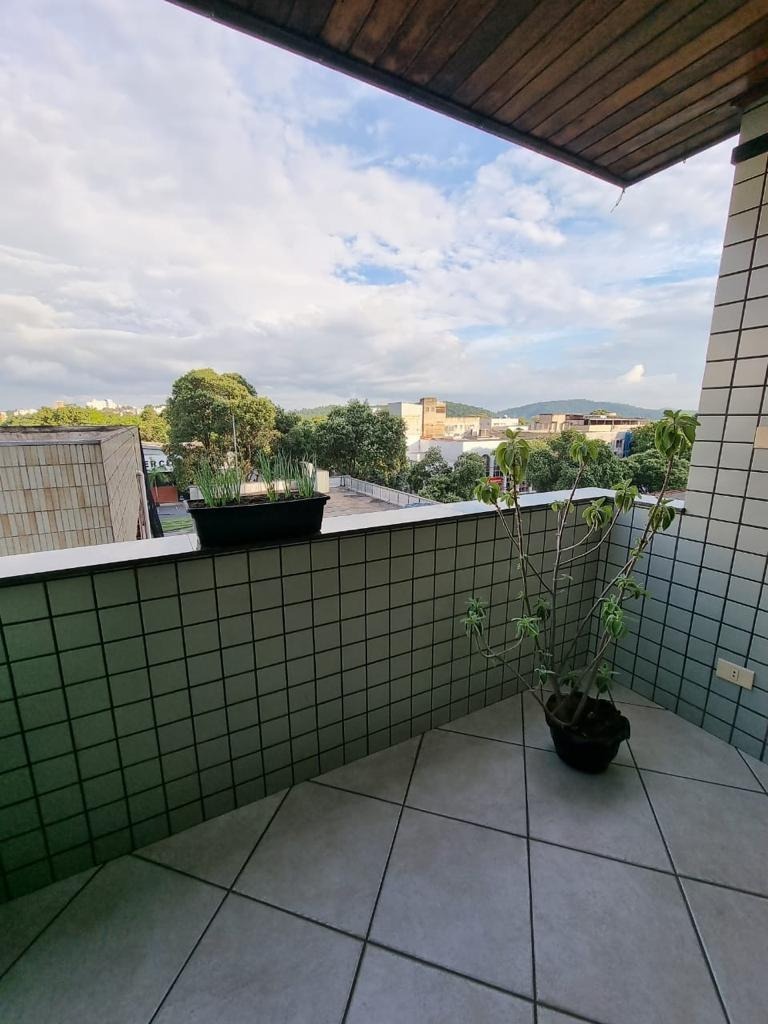 Apartamento à venda com 3 quartos, 120m² - Foto 5