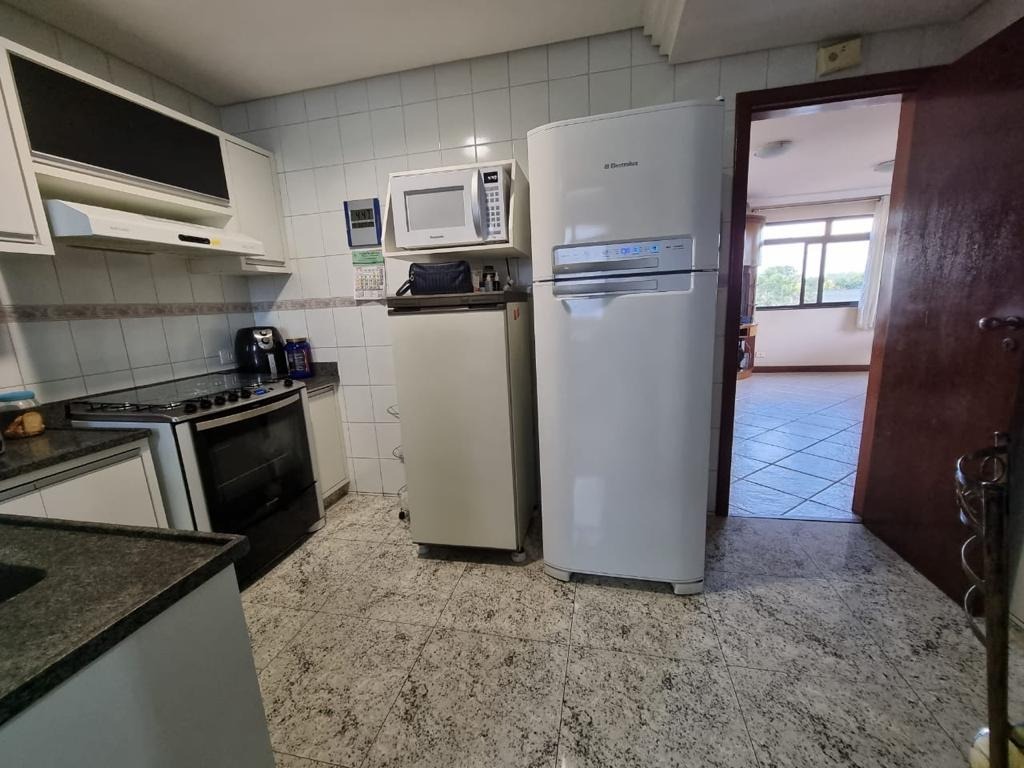 Apartamento à venda com 3 quartos, 120m² - Foto 12