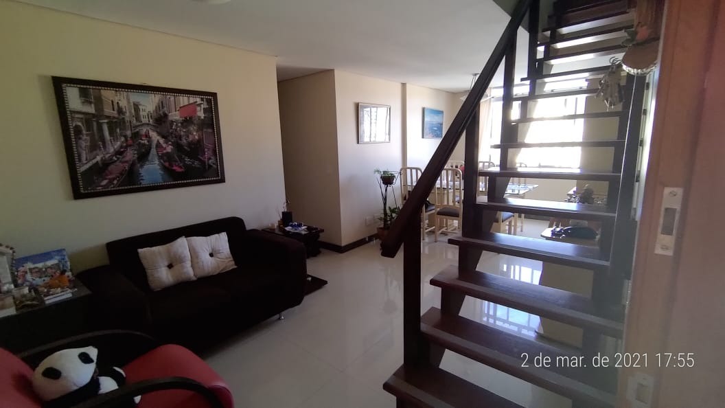 Cobertura à venda com 3 quartos, 157m² - Foto 2