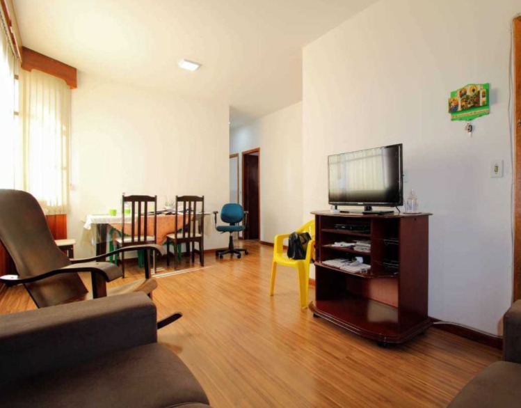 Apartamento à venda com 3 quartos, 70m² - Foto 1