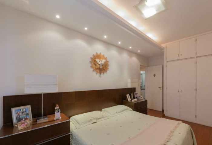 Apartamento à venda com 4 quartos, 181m² - Foto 17