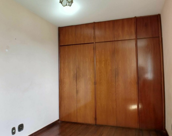 Apartamento à venda com 3 quartos, 110m² - Foto 12