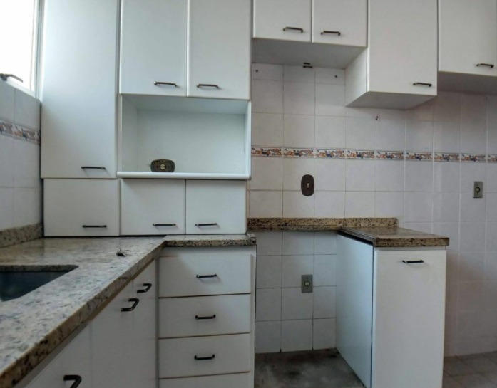 Apartamento à venda com 3 quartos, 110m² - Foto 17