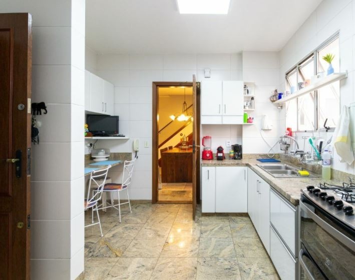 Cobertura à venda com 4 quartos, 300m² - Foto 23