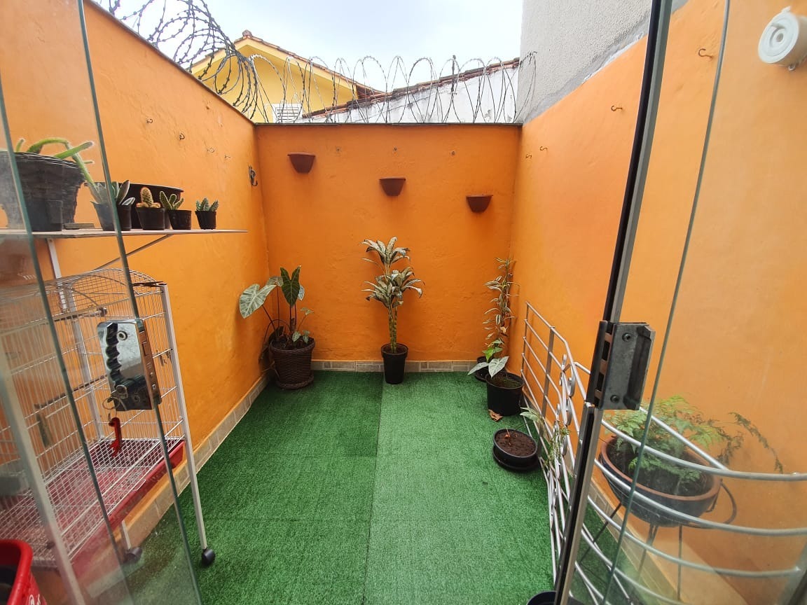 Apartamento à venda com 3 quartos, 75m² - Foto 1