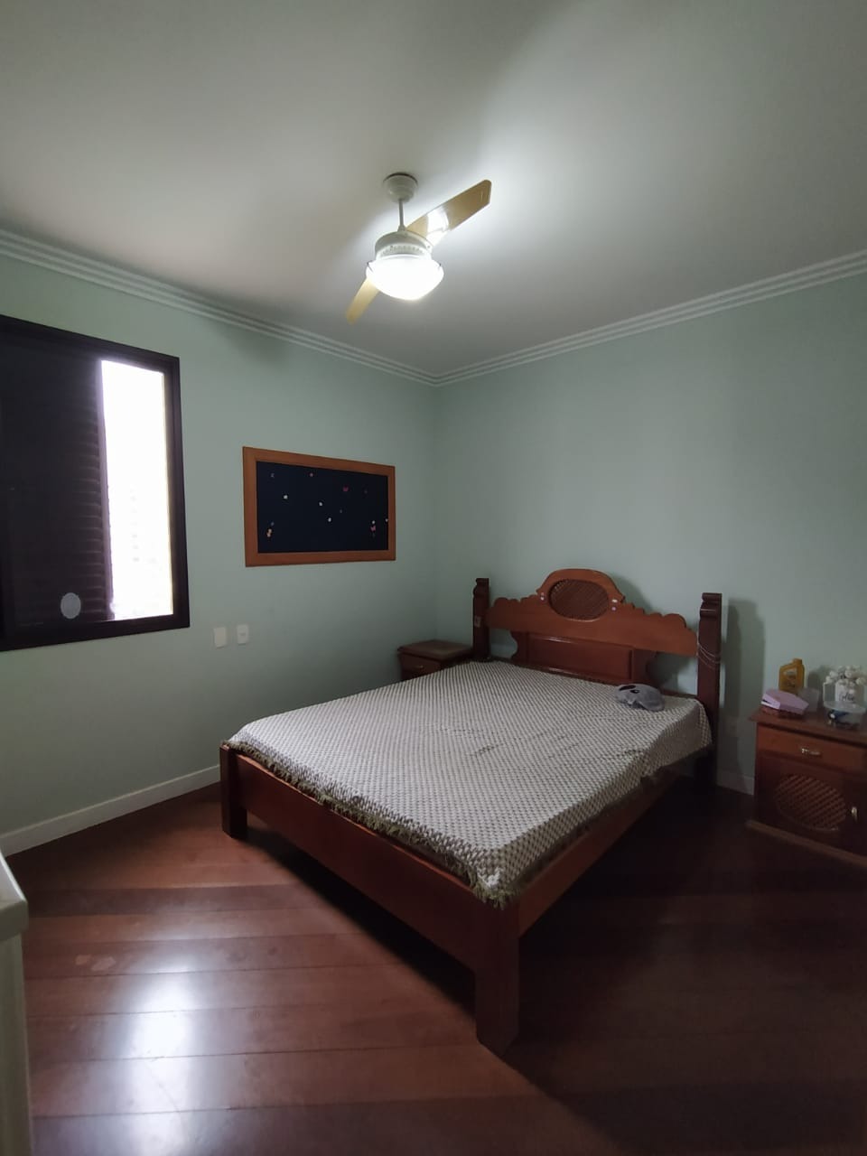 Apartamento à venda com 4 quartos, 196m² - Foto 10