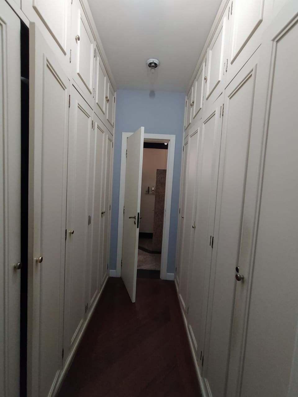 Apartamento à venda com 4 quartos, 196m² - Foto 19