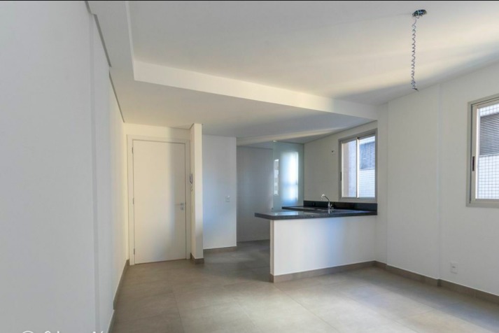 Apartamento à venda com 2 quartos, 61m² - Foto 5