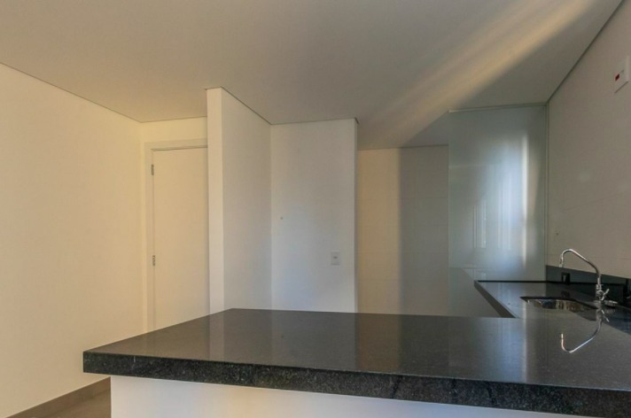 Apartamento à venda com 2 quartos, 61m² - Foto 17