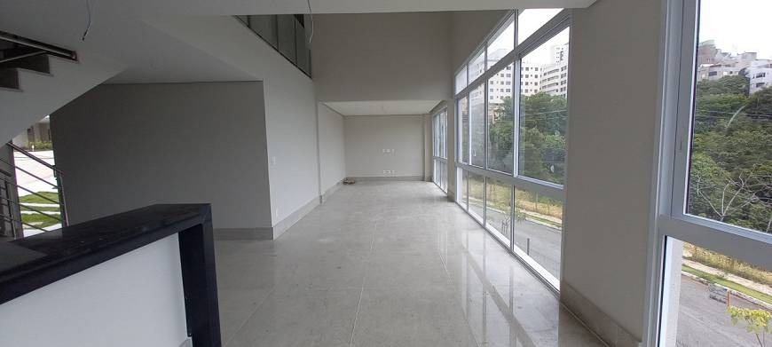 Casa de Condomínio à venda com 4 quartos, 235m² - Foto 5