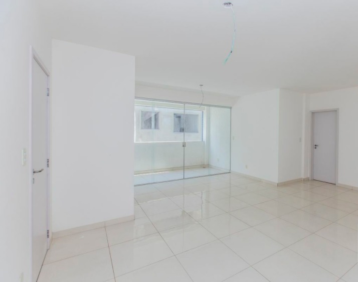 Apartamento à venda com 4 quartos, 127m² - Foto 2