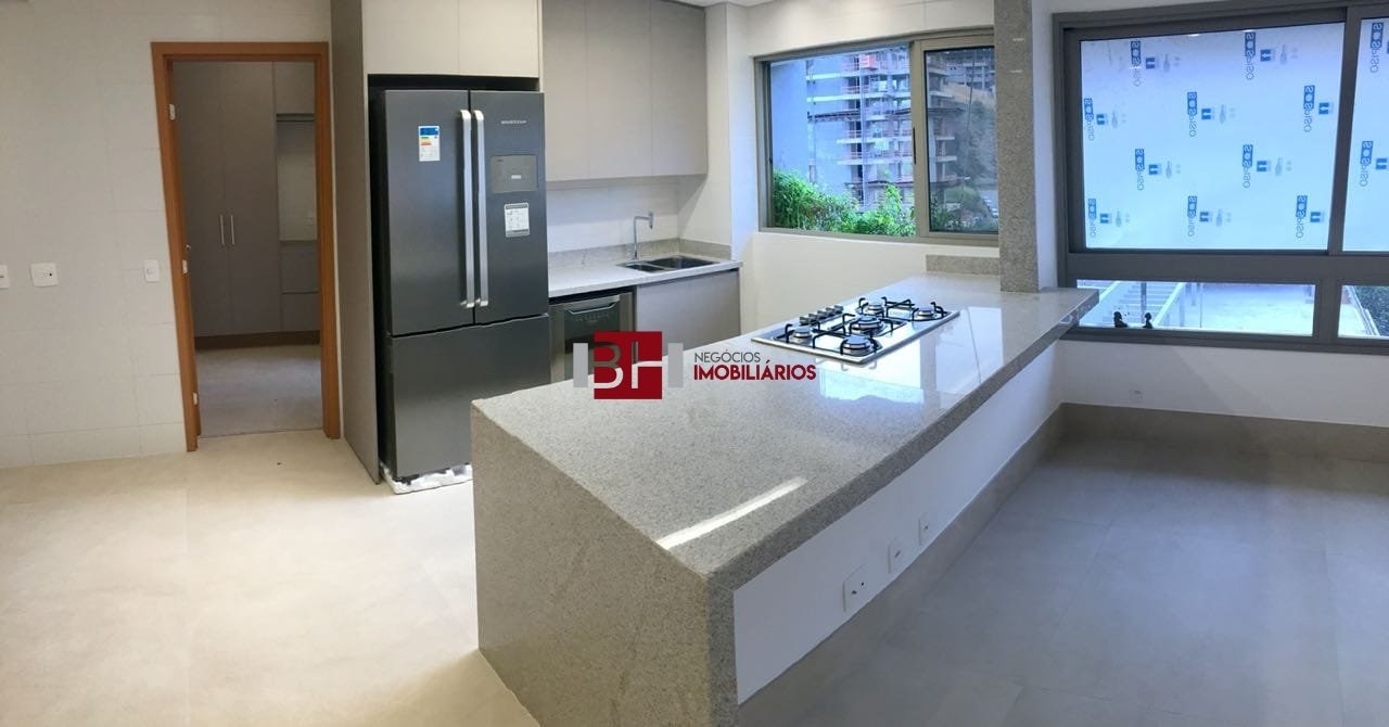 Apartamento à venda com 4 quartos, 163m² - Foto 2