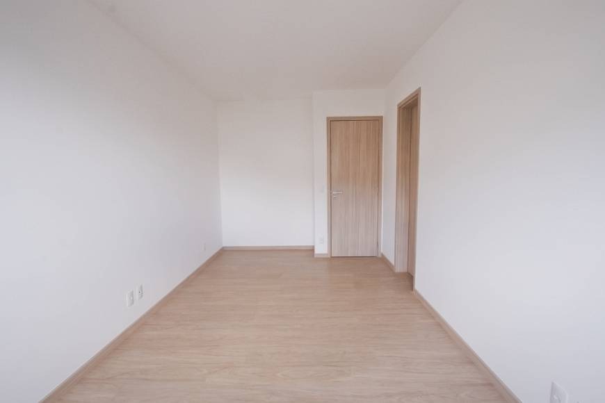 Apartamento à venda com 4 quartos, 147m² - Foto 9