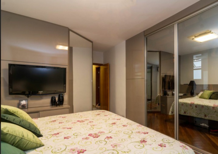 Apartamento à venda com 4 quartos, 180m² - Foto 10