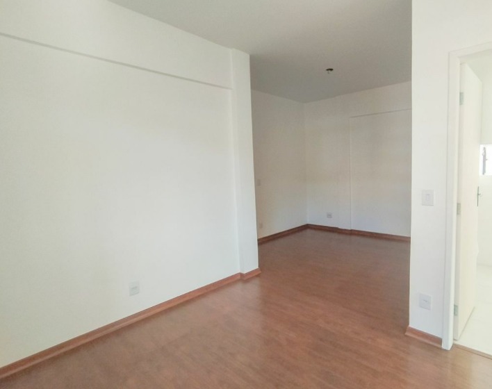 Apartamento à venda com 2 quartos, 55m² - Foto 2