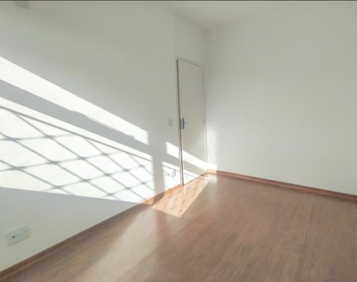 Apartamento à venda com 2 quartos, 55m² - Foto 7