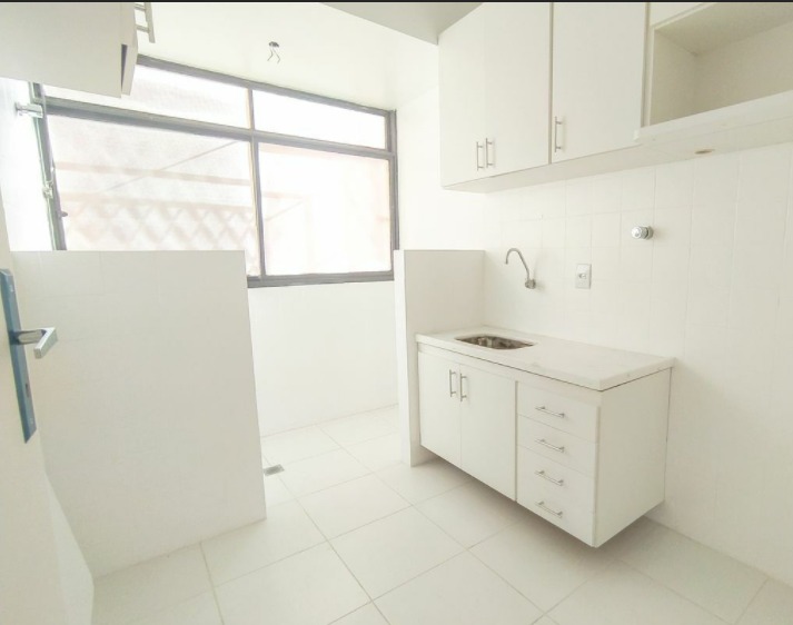 Apartamento à venda com 2 quartos, 55m² - Foto 10