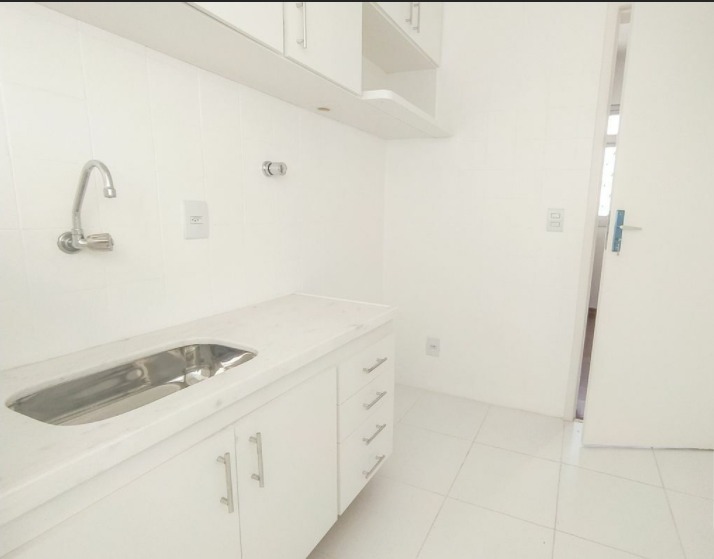 Apartamento à venda com 2 quartos, 55m² - Foto 11